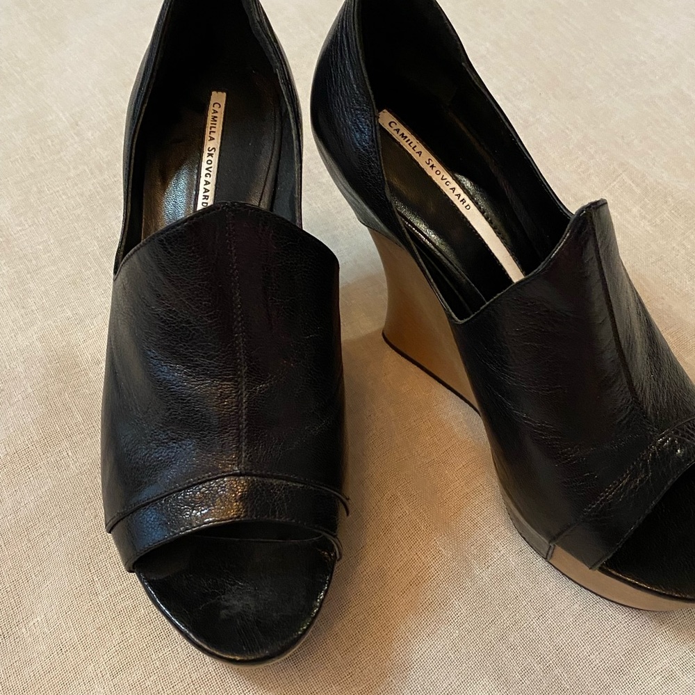 Heels - Picture 5 of 5